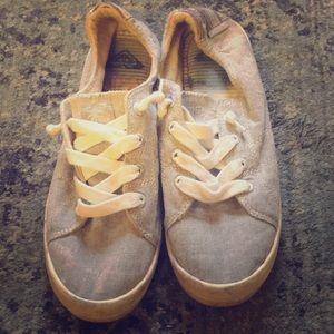 Roxy slip on shoe. Size 9